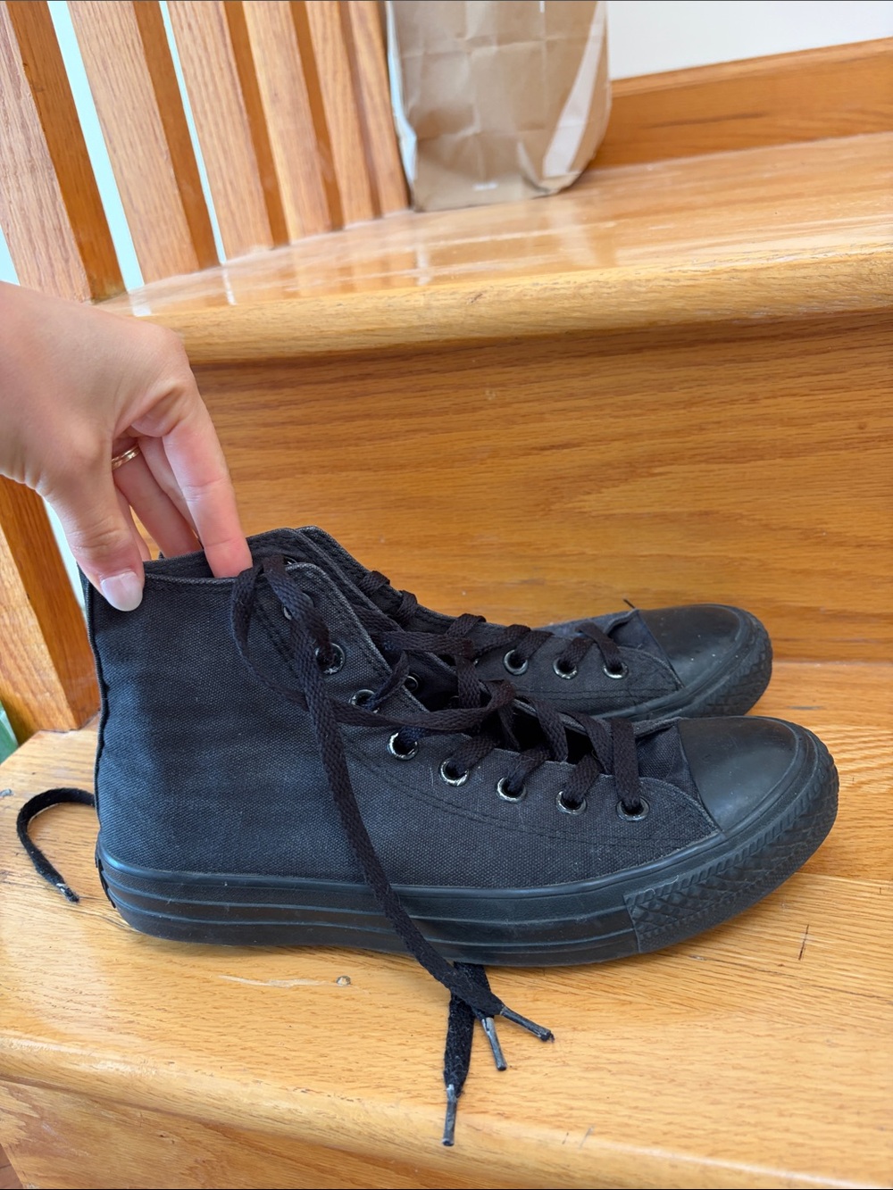 Converse 8.5W US Black High-Top Canvas Sneakers